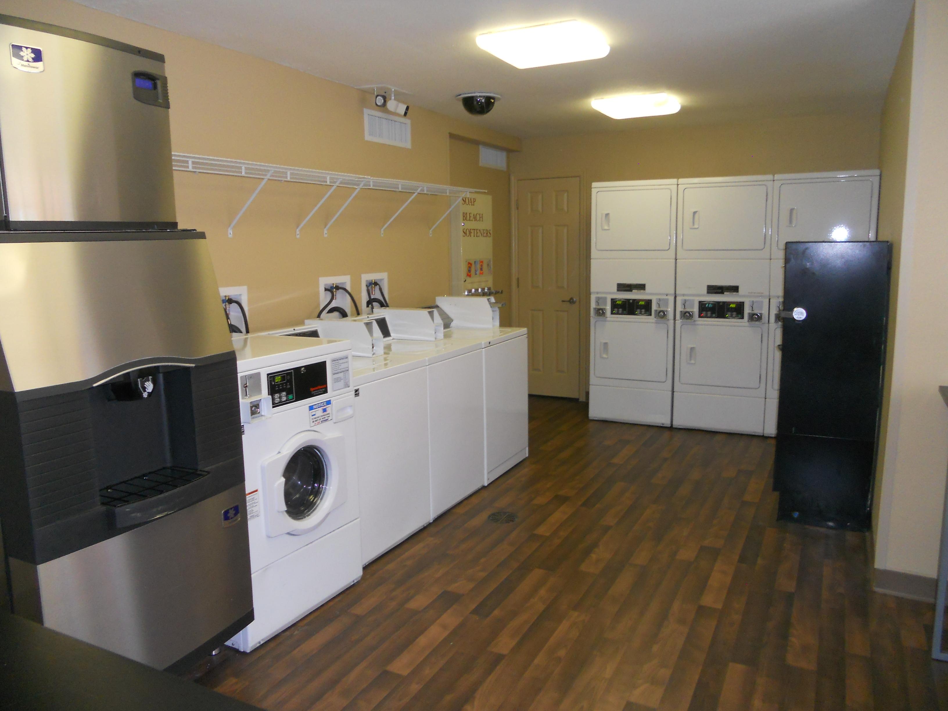 Extended Stay America Suites - Orlando - Convention Center - Universal Blvd Williamsburg Eksteriør bilde