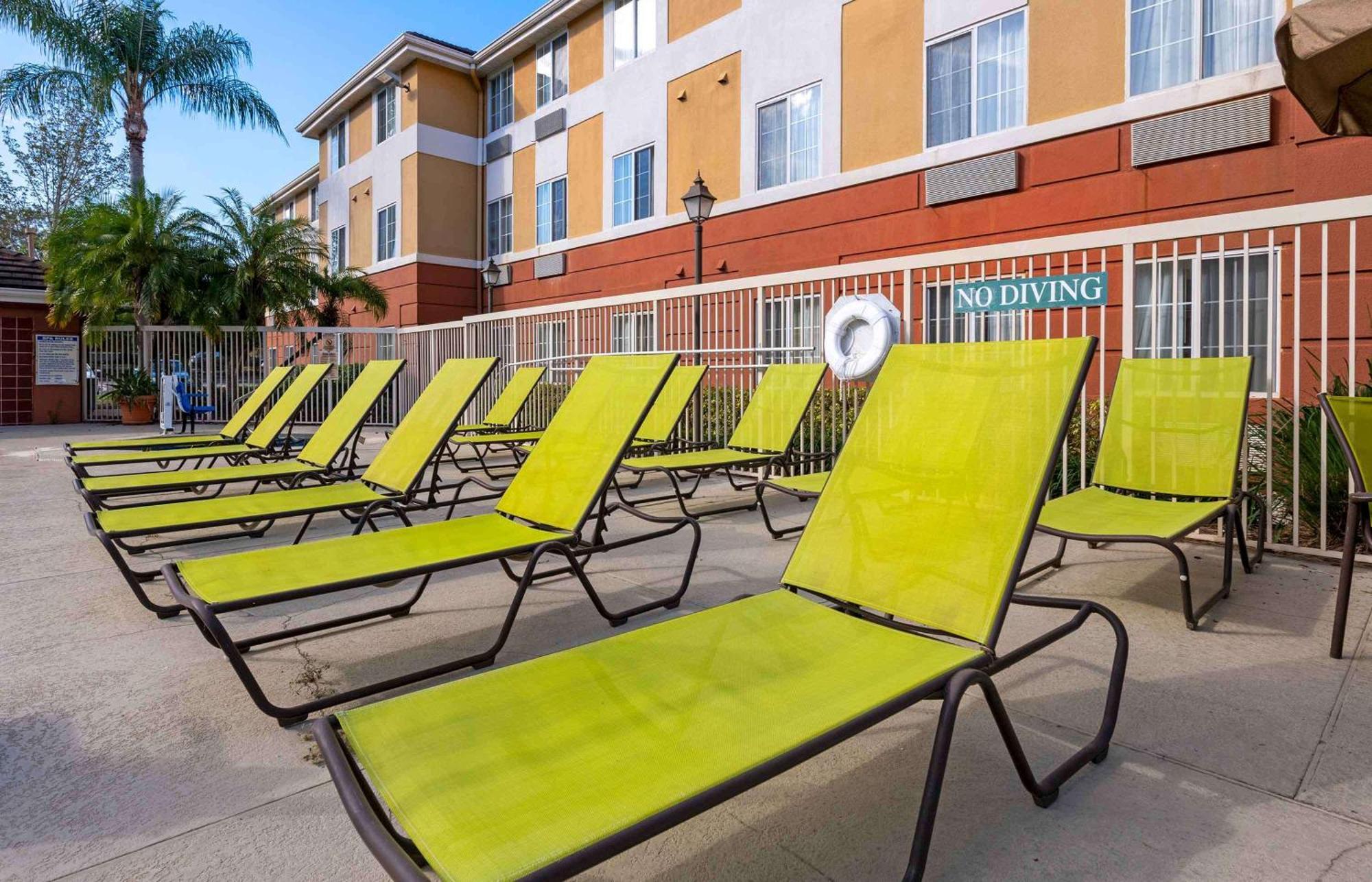 Extended Stay America Suites - Orlando - Convention Center - Universal Blvd Williamsburg Eksteriør bilde