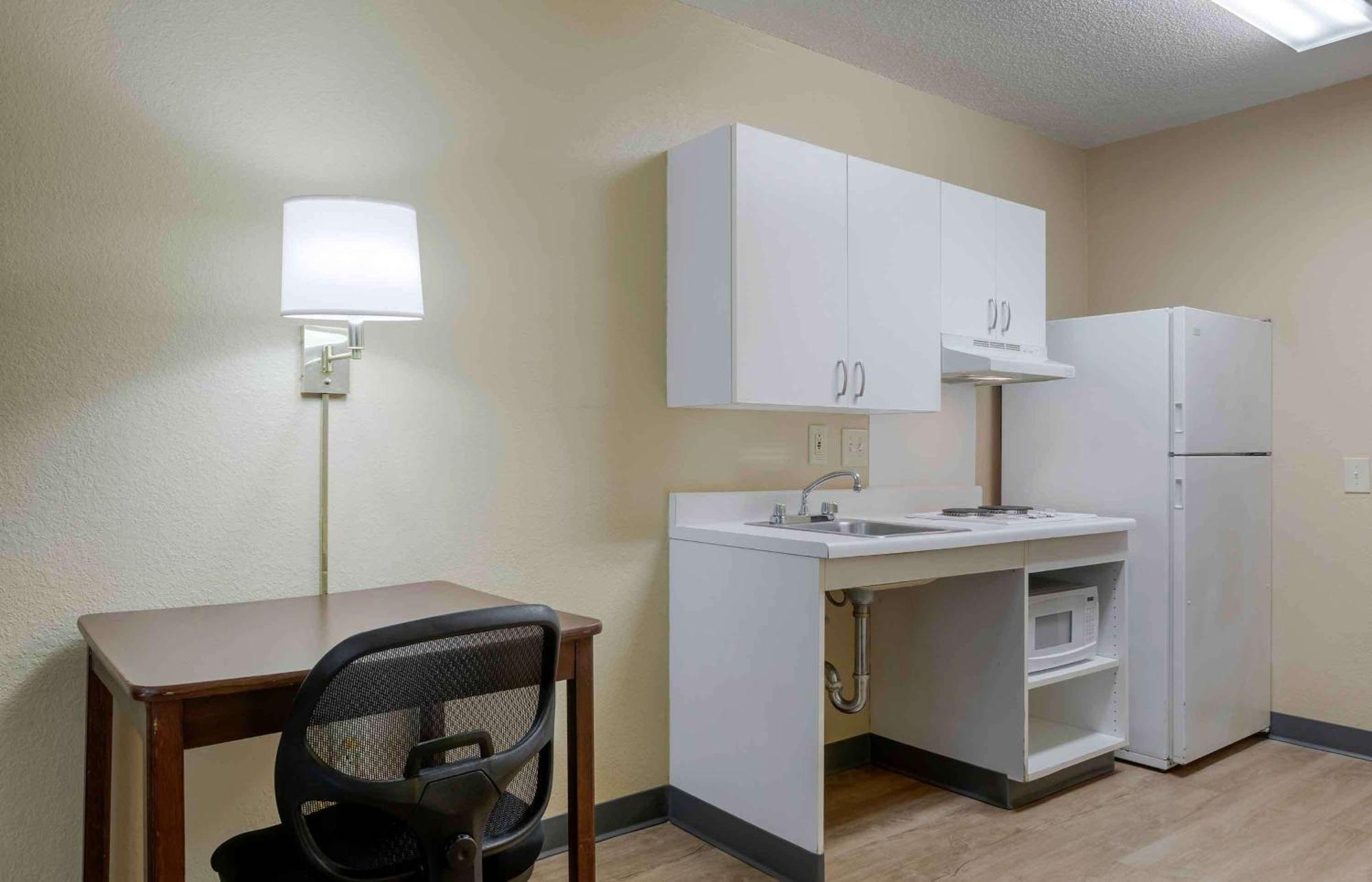 Extended Stay America Suites - Orlando - Convention Center - Universal Blvd Williamsburg Eksteriør bilde