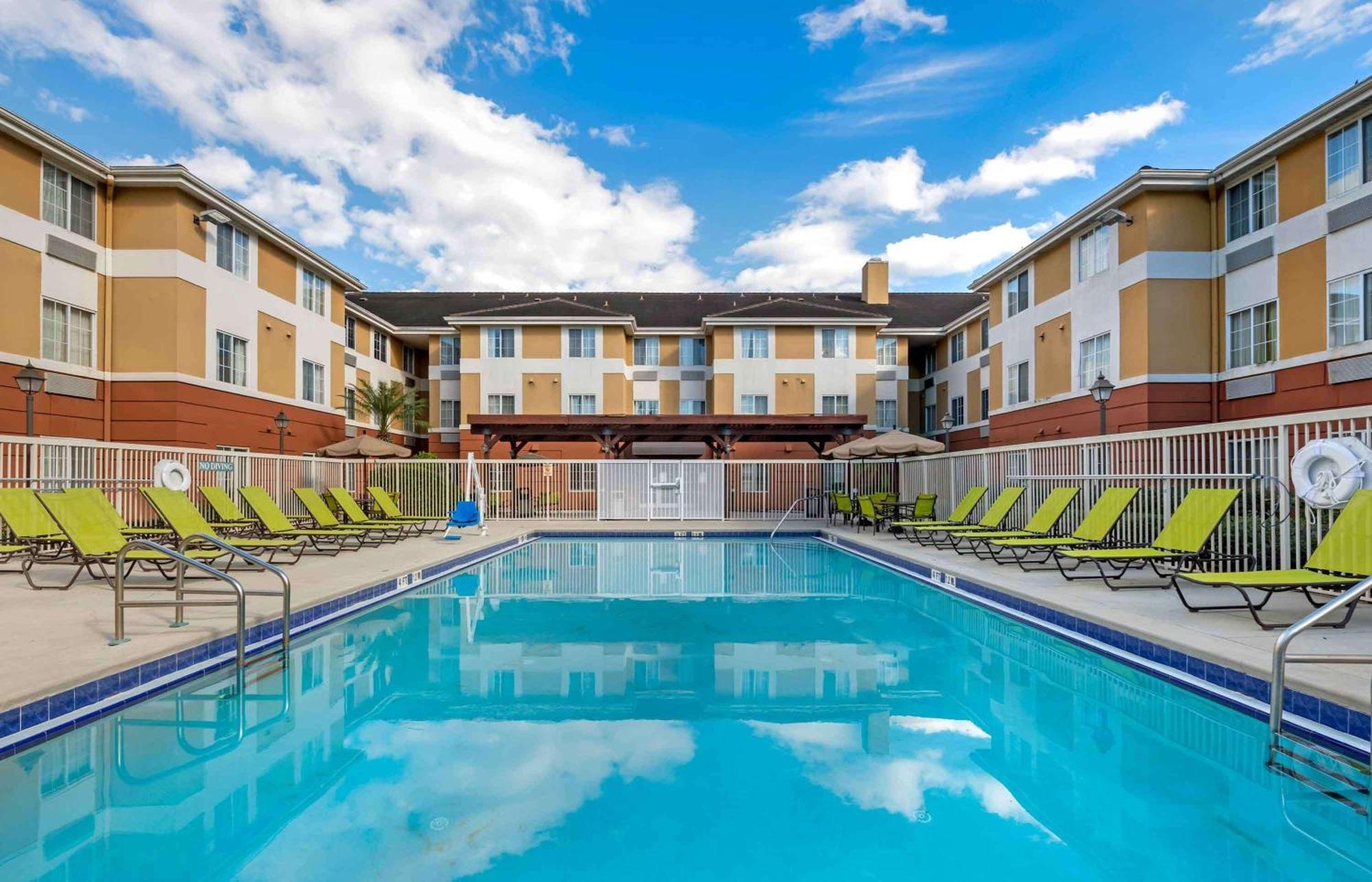 Extended Stay America Suites - Orlando - Convention Center - Universal Blvd Williamsburg Eksteriør bilde